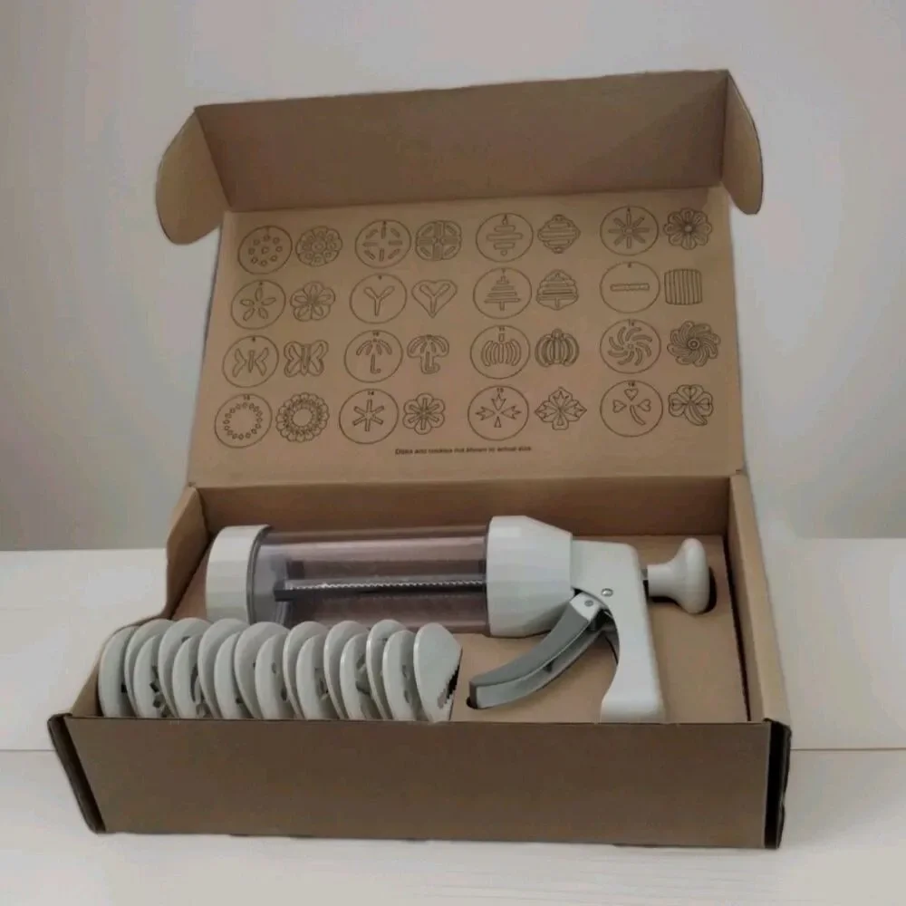 The Pampered Chef Cookie Press 1525 Complete In Box Decorative Cookies